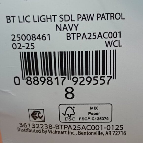 NEW Paw Patrol Toddler Boys Light-Up Sandals 8 - Picture 9 of 9